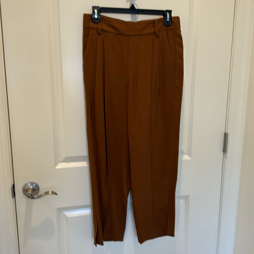Vince chestnut brown size small pull in pant